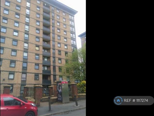 Blackshaw House, Bolton, BL3 2 bed flat to rent £750 pcm £173 pw