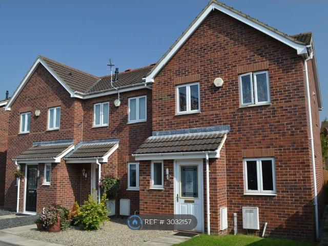 Blacksmith Mews, Robin Hood, Wakefield WF3, 3 bed end terrace house to rent, £1,200 pcm | PrimeLocation