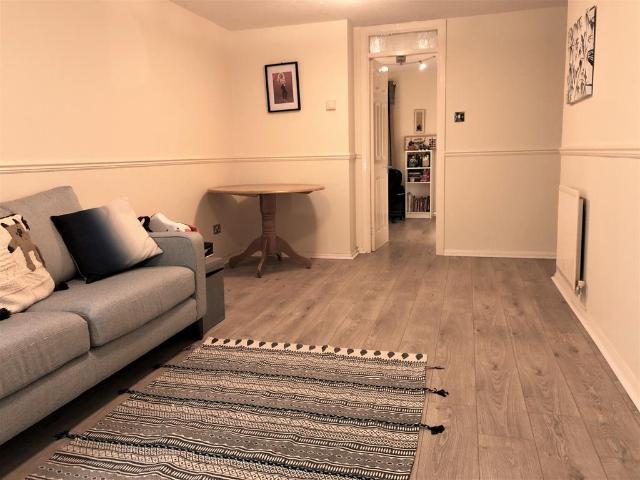 Blacksmiths Drive, Ketley Grange. 2 bed flat to rent £795 pcm £183 pw