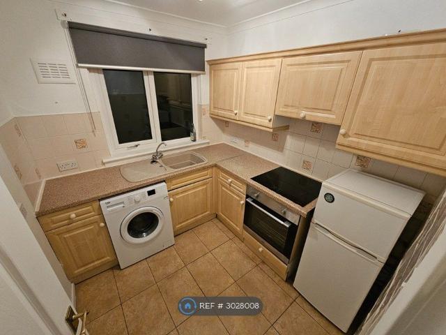 Blackthorn Avenue, Kirkintilloch G66, 1 bed flat to rent, £750 pcm | PrimeLocation