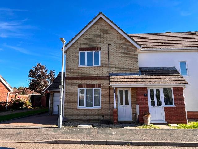 Blackthorn Close, Chatteris PE16, 2 bed semi detached house to rent, £850 pcm | PrimeLocation