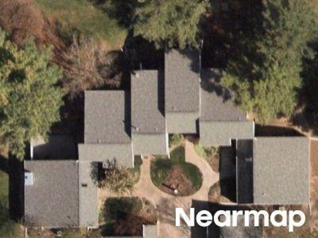 Blackthorn Dr