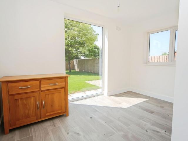Blackthorn Road, Stratford upon Avon