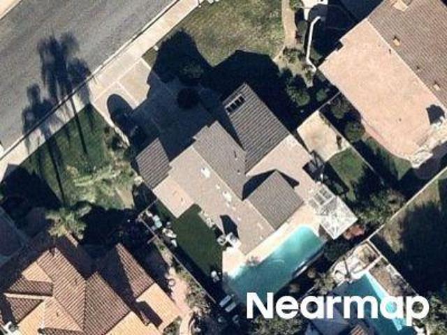 Blackthorne Dr