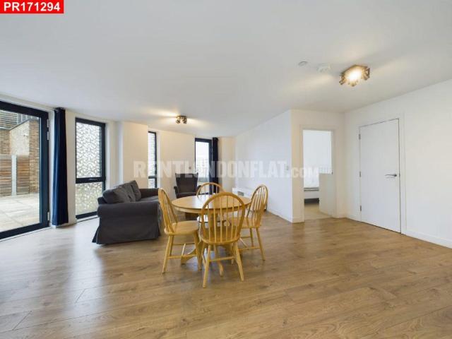 Blackwall – 2 Bedrooms Flat 2 bed flat to rent £2,851 pcm £658 pw