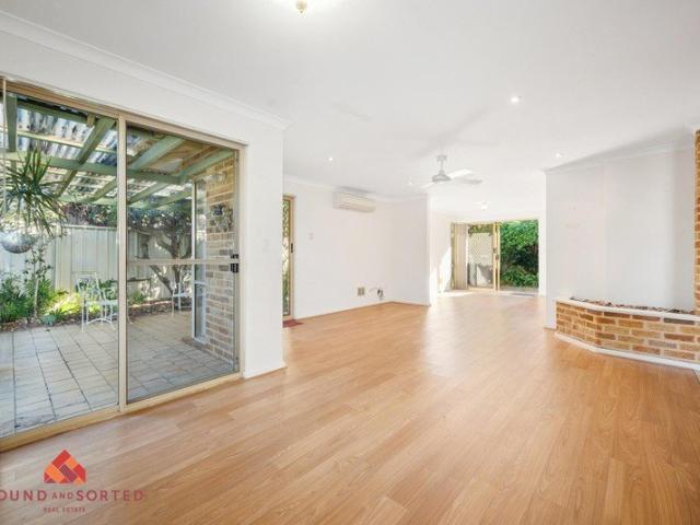 Blackwall Reach Villas