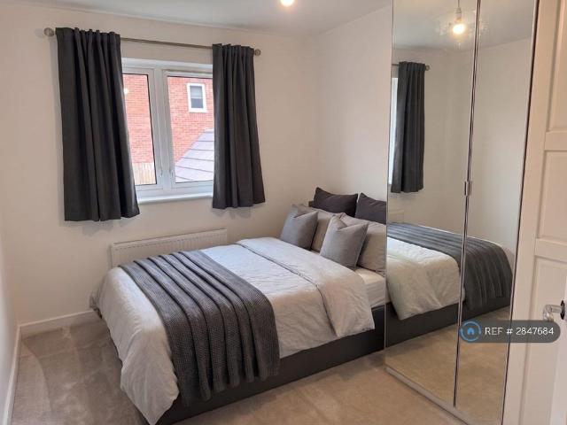 Blackwater Close, Stevenage, SG1 1 bed in a house share to rent £945 pcm £218 pw