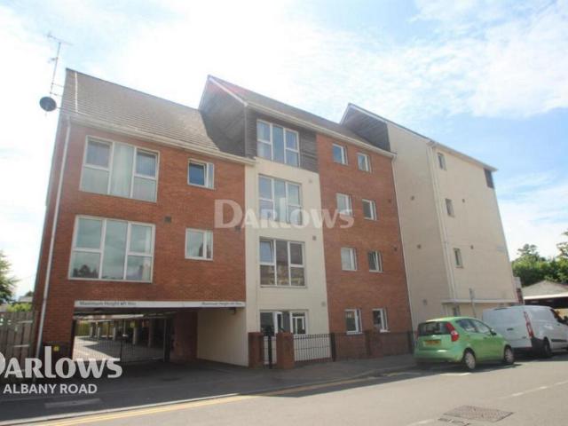 Blackweir Terrace, Cardiff 2 bed apartment to rent £1,195 pcm £276 pw