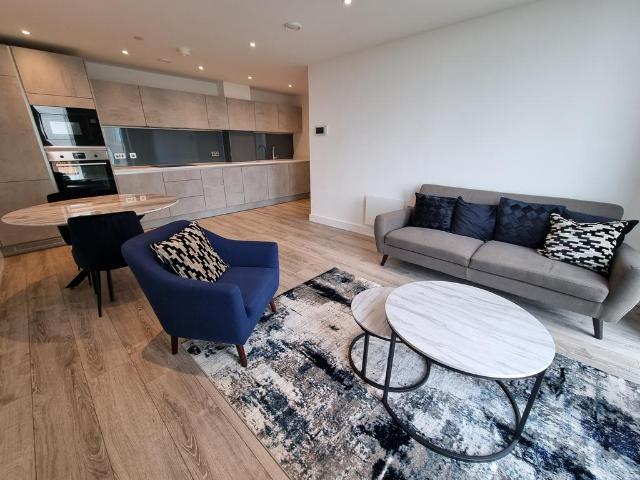 Blade Tower, Manchester, M15 1 bed apartment to rent £1,700 pcm £392 pw