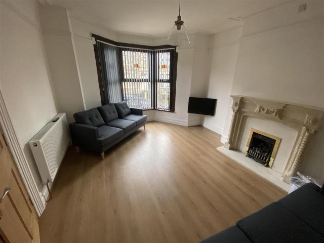 Blades Street, Lancaster LA1 6 bed private hall to rent £585 pcm £135 pw