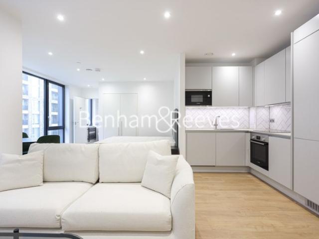 Blair Street, Aberfeldy Village E14, Studio to rent, £1,900 pcm | PrimeLocation