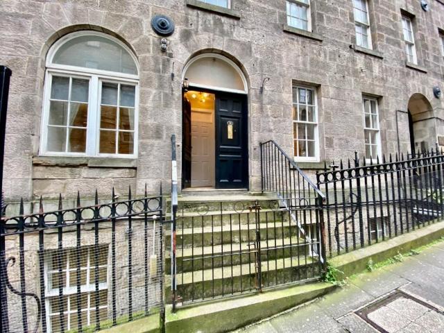 blair street, edinburgh, eh1 1qr