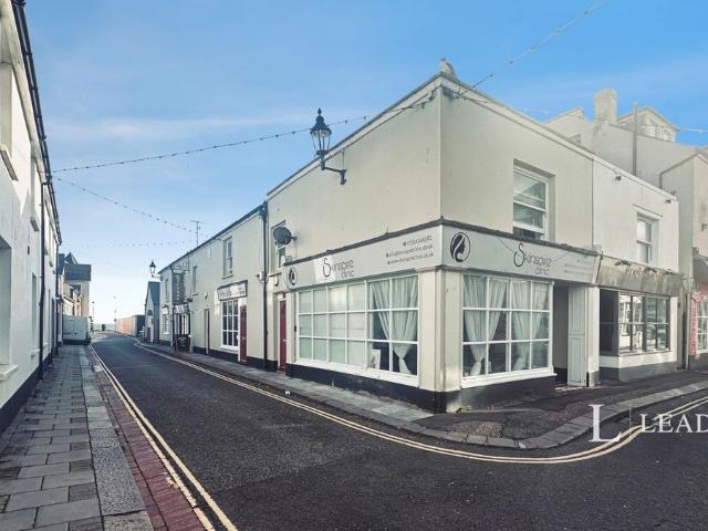 Blake House, 71 High Street PO21, 1 bed flat to rent, £850 pcm | PrimeLocation