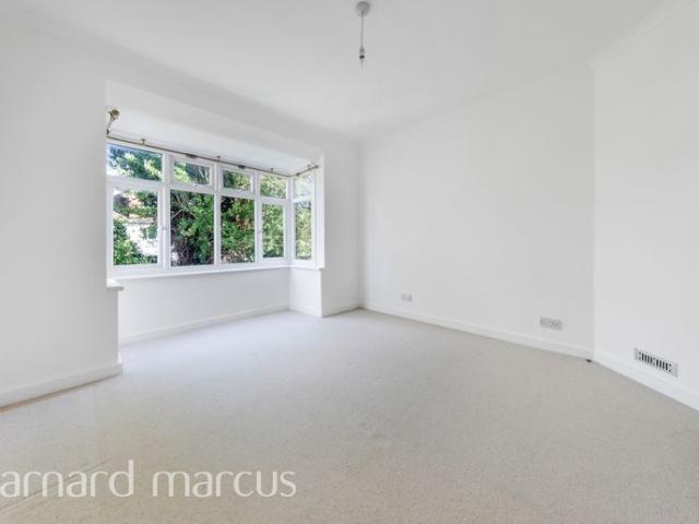 Blake Road, Croydon CR0, 3 bed maisonette to rent, £2,200 pcm | PrimeLocation