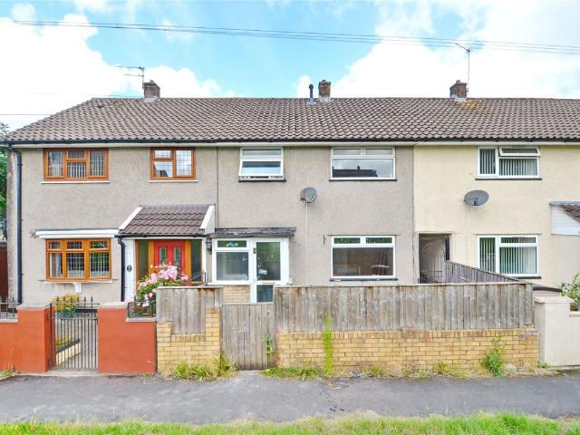 Blake Road, Lockleaze, Bristol, Bristol BS7, 4 bed terraced house to rent, £2,200 pcm | PrimeLocation