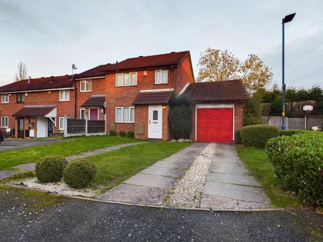 Blakemore Close, Birmingham, B32 3 bed semi detached house to rent £1,300 pcm £300 pw