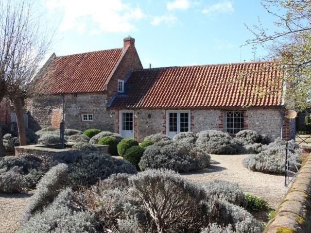 Blakeney Road, Holt, Norfolk NR25, 2 bed detached house to rent, £1,700 pcm | PrimeLocation