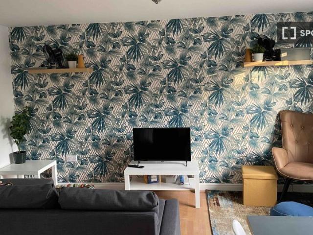 Blaker Road, London, E15 2PY, United Kingdom | 2 bed apartment for rent #106034518 | Rentberry