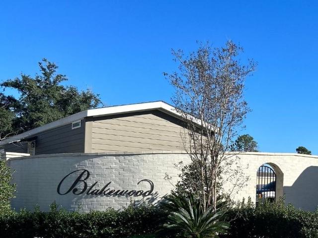 Blakewood Mobile Home Community 3 Bedroom Apartment for Rent at 16168 Old Hammond Highway, Baton Rouge, LA 70816 Broadmoor Sherwood