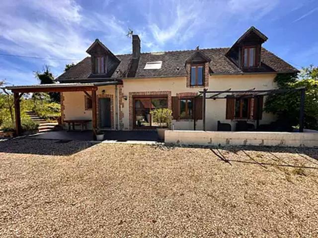 Blancafort 18410 Achat / Vente maison 5 pièces t5 au dernier étage