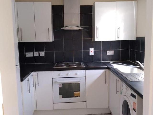 Blanchedowne, London SE5, 3 bed semi detached house to rent, £3,600 pcm | PrimeLocation