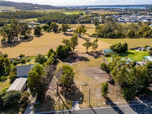 Blank Canvas with commanding bay views