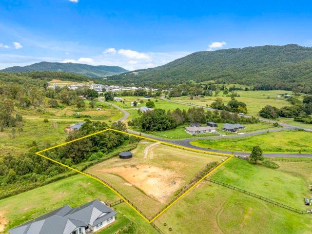 Blank Canvass 8249sqm Spectacular Vacant Acreage READY and REGISTERED !