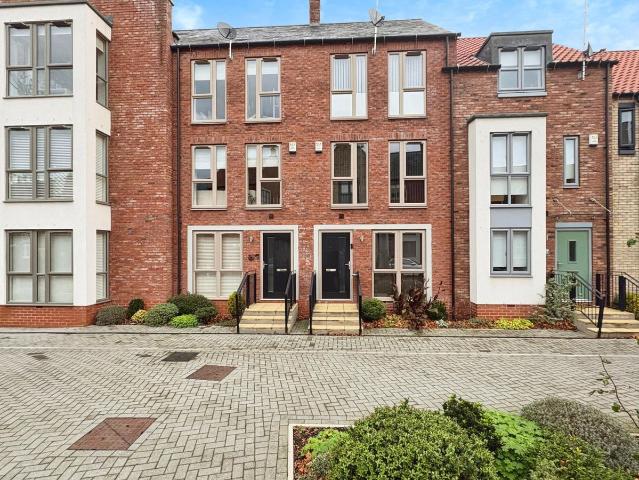 Blanket Row, Fruit Market, Hull HU1, 3 bed town house to rent, £1,600 pcm | PrimeLocation