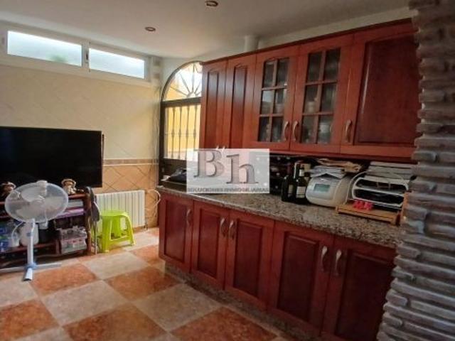 BLANHOGAR VENDE MAGNIFICO CHALET EN LOS PRADOS