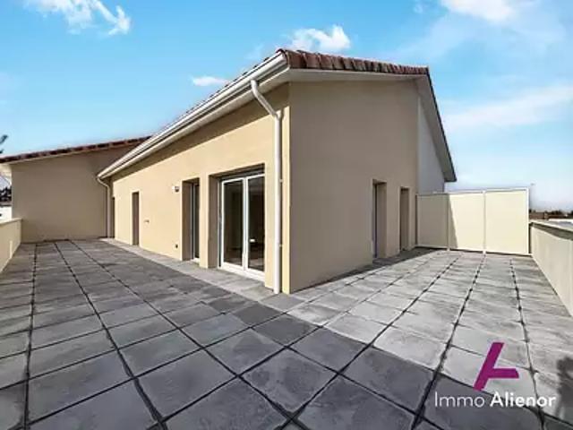 Blanquefort 33290 Achat / Vente appartement 5 pièces t5 au dernier étage terrasse
