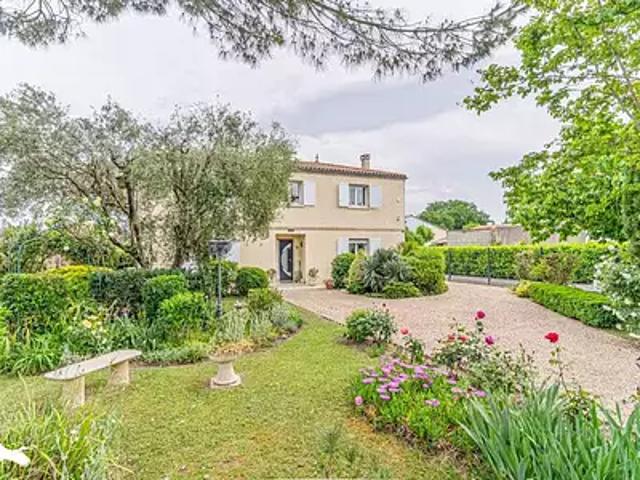 Blanquefort 33290 Achat / Vente maison 7 pièces t7 parking