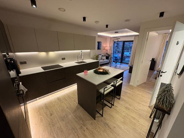 Blantyre Street M15, 1 bed flat to rent, £1,395 pcm | PrimeLocation