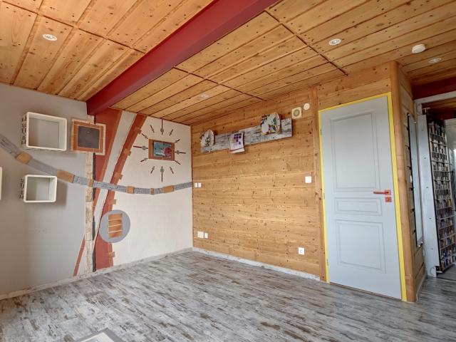 BLANZAT MAISON DE BOURG