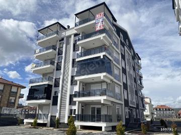 BLC GAYRİMENKUL'DEN YENİ MAHALLEDE KONFORLU VE GENİŞ 5+1 DUBLEKS