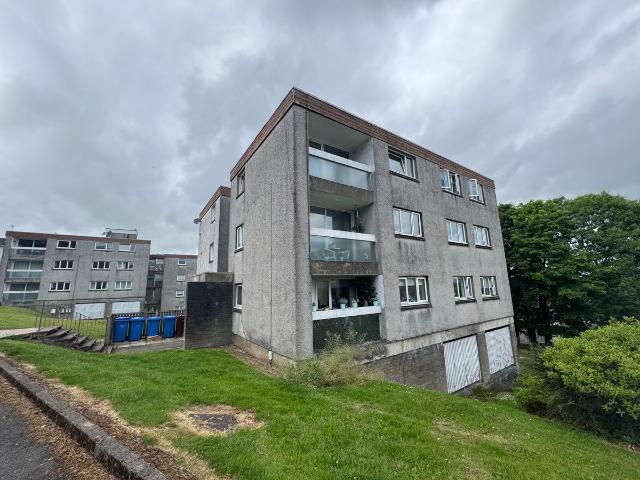 Blenheim Avenue, Glasgow G75, 2 bed flat to rent, £725 pcm | PrimeLocation