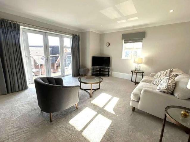 Blenheim Court, Farnham Road, Liss, Hampshire, GU33