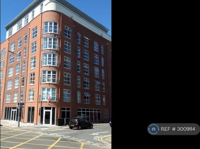 Blenheim Court, Leicester, LE1 3 bed flat to rent £1,300 pcm £300 pw