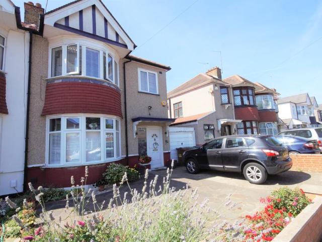 Blenheim Road, Harrow HA2 3 bed semi detached house to rent £2,300 pcm £531 pw