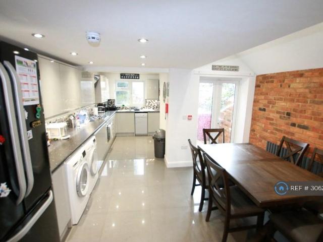 Blenheim Road, Reading, RG1 6 bed terraced house to rent £4,500 pcm £1,038 pw