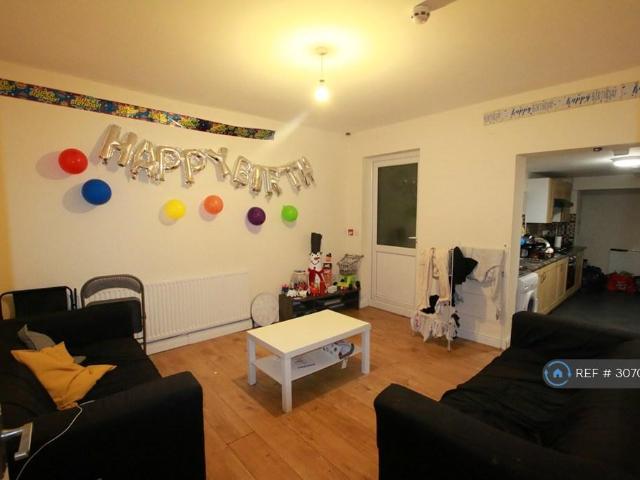 Blenheim Road, Reading, RG1 6 bed terraced house to rent £4,200 pcm £969 pw