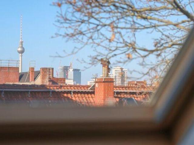 Blick. über die Dächer zum Fernsehturm Ruhige Maisonette