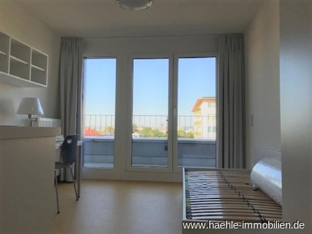 Blick über Dresden mit Terrasse möbliertes Studentenapartment für Studenten, Doktoranden, wiss. MA frei ab sofort