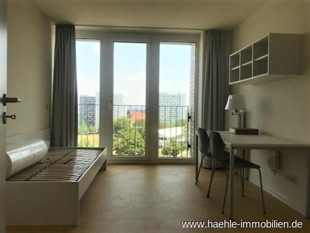 Blick übers Elbtal für Studenten Doktoranden möblierte 3er WG Wohnung frei ab 01.09.2026