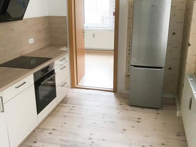 Blick aufs Schloss – Single Wohnung zu vermieten