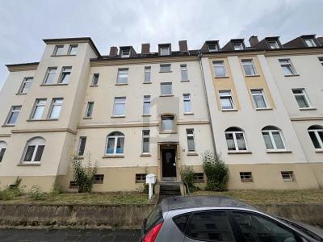 BLICK INS GRÜNE, 2 BALKONE & VIEL POTENZIAL