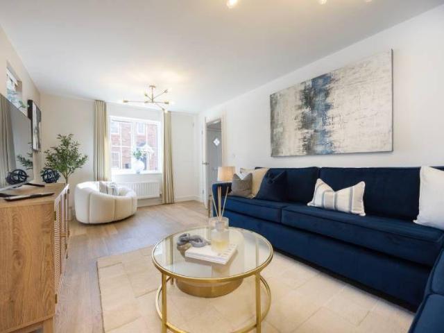 Blue Birch Fields, 11 Birch Wood Road. 3 bed detached house to rent £1,460 pcm £337 pw
