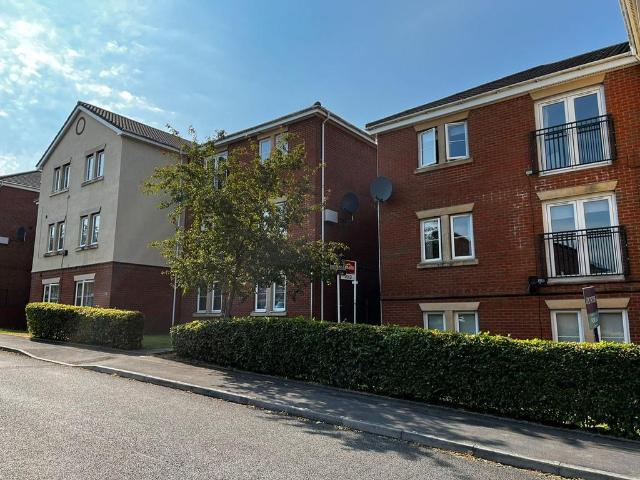 Blue Cedar Drive, Sutton Coldfield, B74 2 bed apartment to rent £1,075 pcm £248 pw