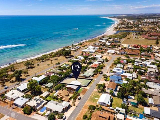 Blue Chip Coastal Landholding 994m² | One Street from the Ocean