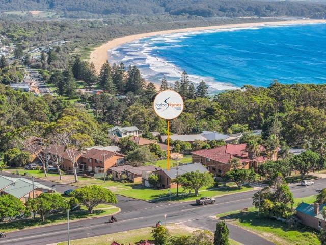 Blue Chip Coastal Opportunity Three Dwellings on One Title with Stunning Views