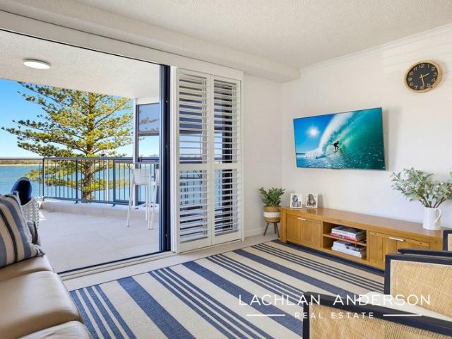 BLUE CHIP LOCATION PROVIDING UNINTERRUPTED OCEAN, ISLAND & PASSAGE VIEWS